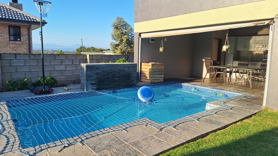 4 Bedroom Property for Sale in Island View Western Cape